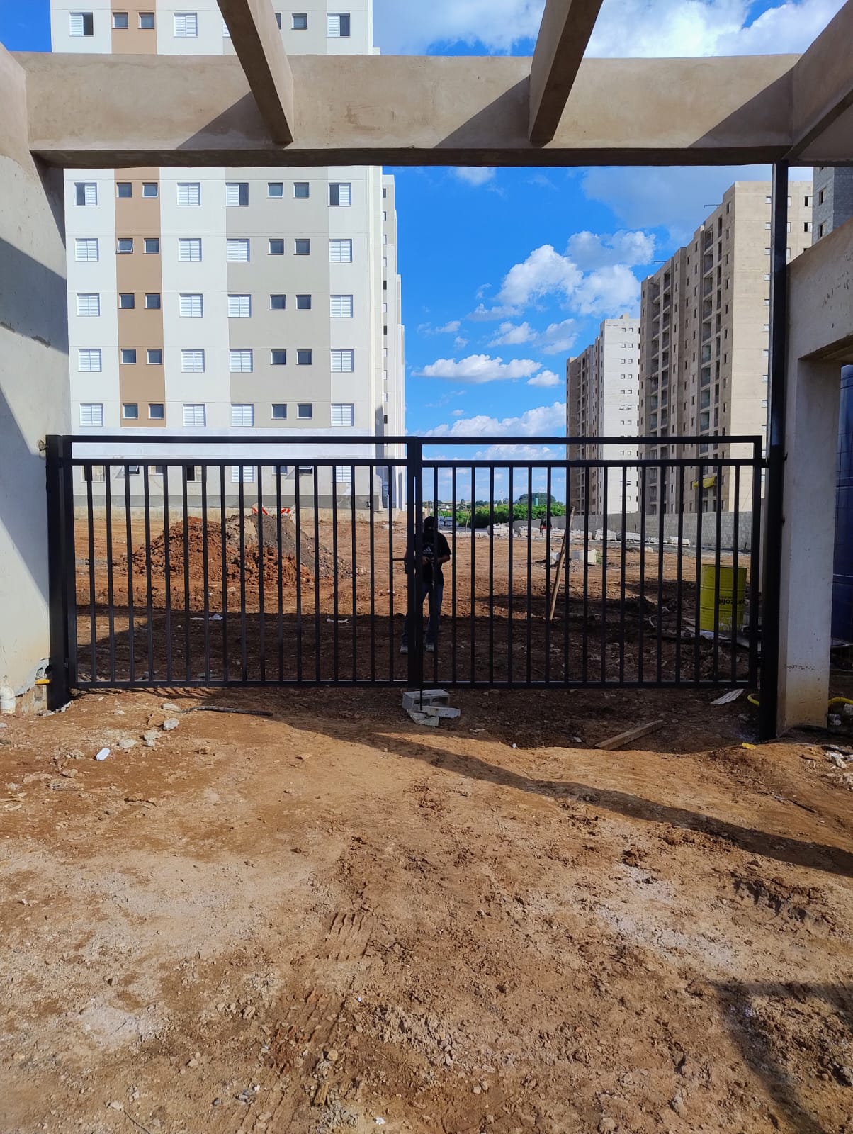 Portões Industriais e Residenciais - imagem 11